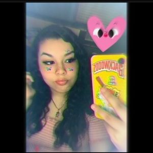 Meet your Posher, Veronica